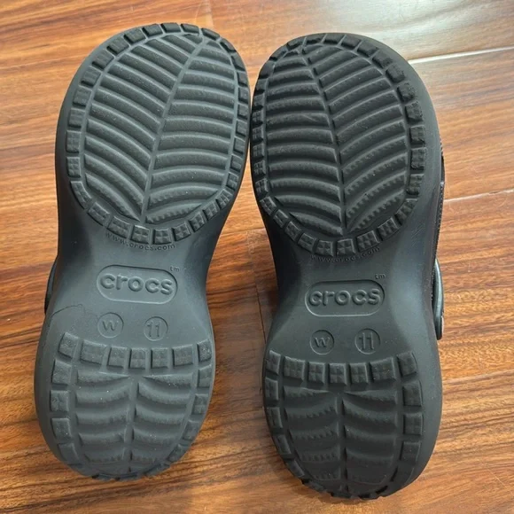 CROCS Womans Classic Platform Clog. Woman’s size 11 - Picture 7 of 9